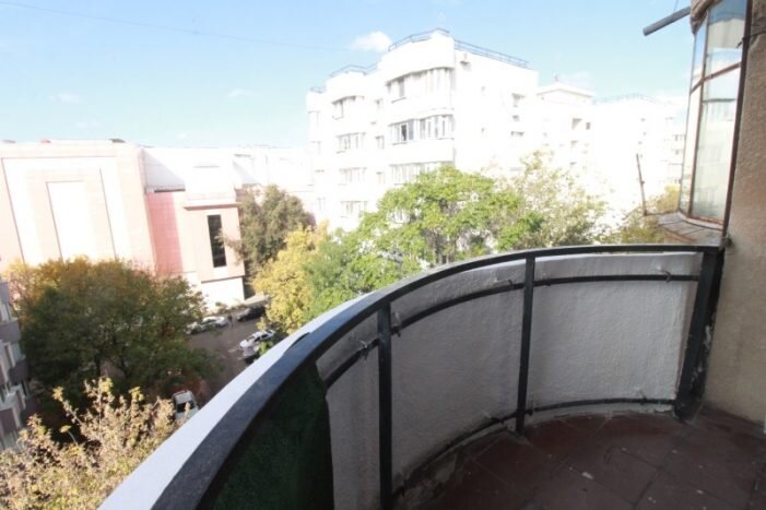 Mall Vitan, inchiriere garsoniera.